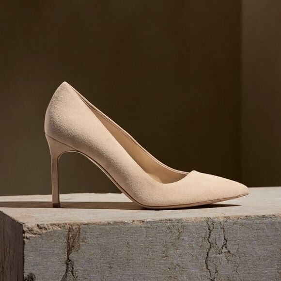 Banana Republic Heels  - Picture 3 of 12